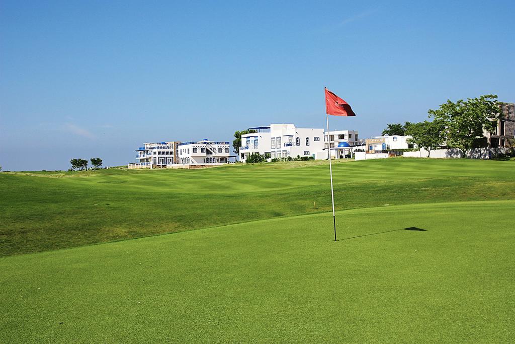 Thunderbird Resorts - Poro Point San Fernando City  Dış mekan fotoğraf