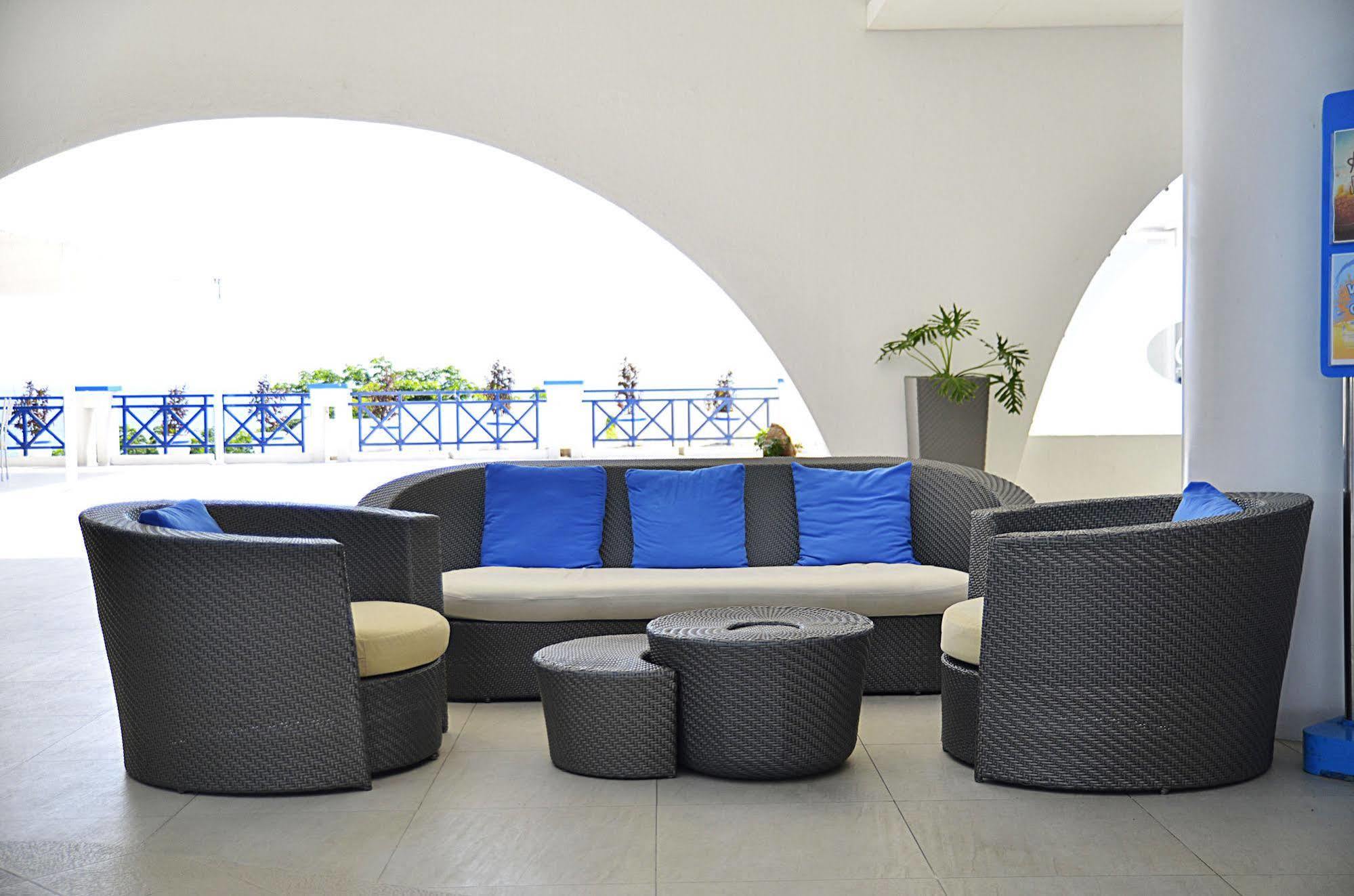 Thunderbird Resorts - Poro Point San Fernando City  Dış mekan fotoğraf