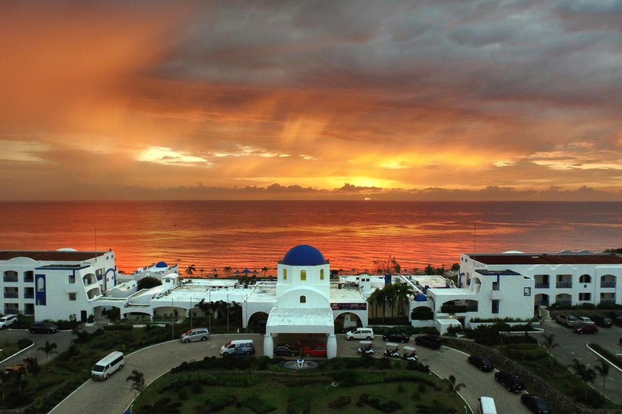 Thunderbird Resorts - Poro Point San Fernando City  Dış mekan fotoğraf